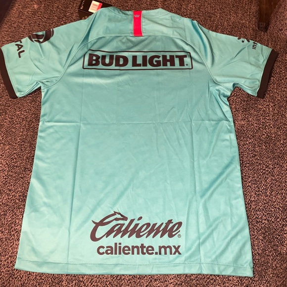 NIKE SOCCER JERSEY - Picture 2 of 5